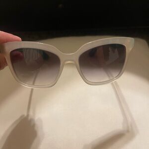 Stylish sunglasses glittery wore few times FINAL PRICE NO NEGOTIATIONS